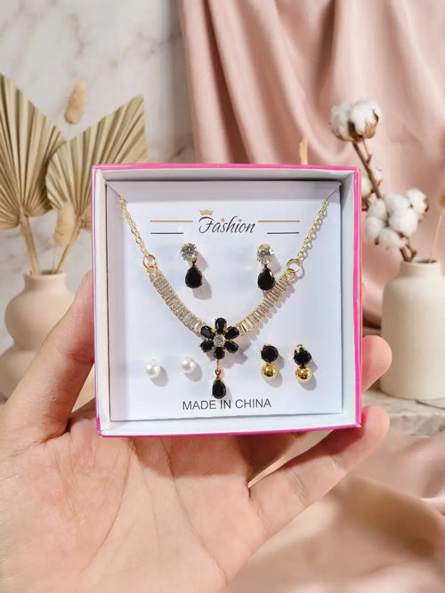 Funky Gold Plated Crystal Necklace Set
